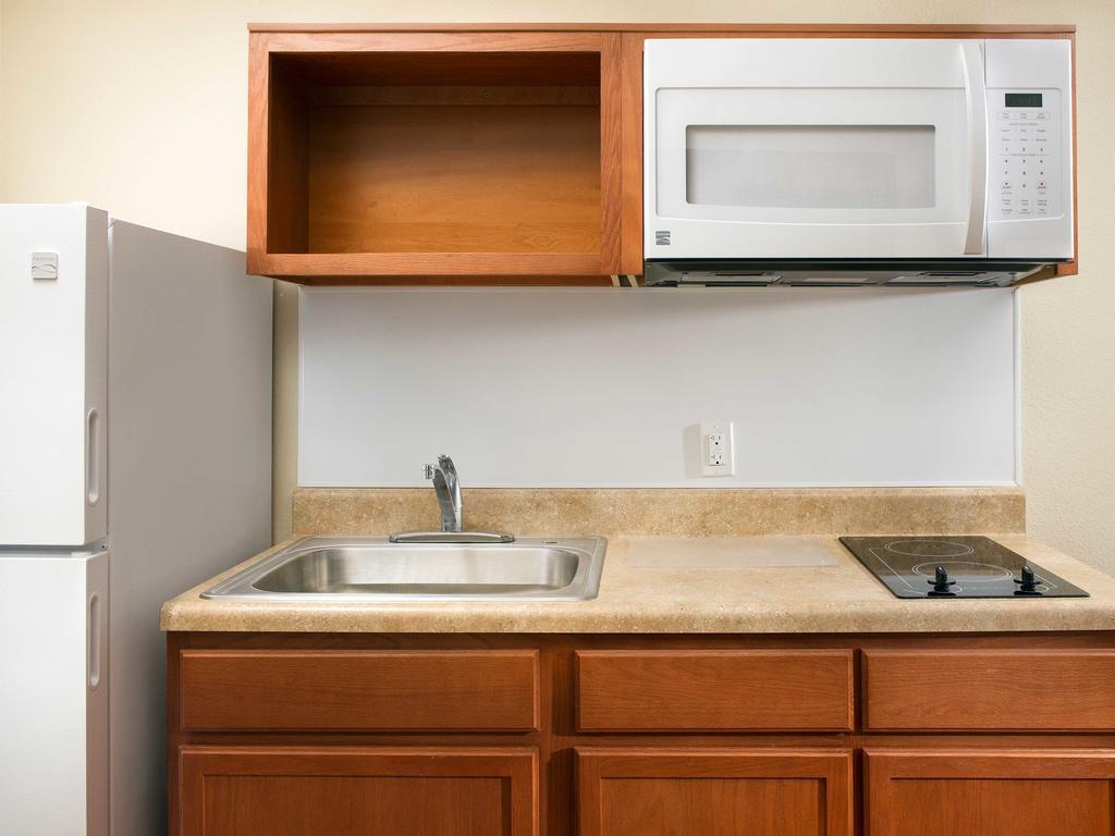 Woodspring Suites Omaha Bellevue, An Extended Stay Hotel Екстериор снимка